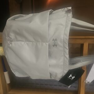 Under Armour Light Gray Shoulder Bag